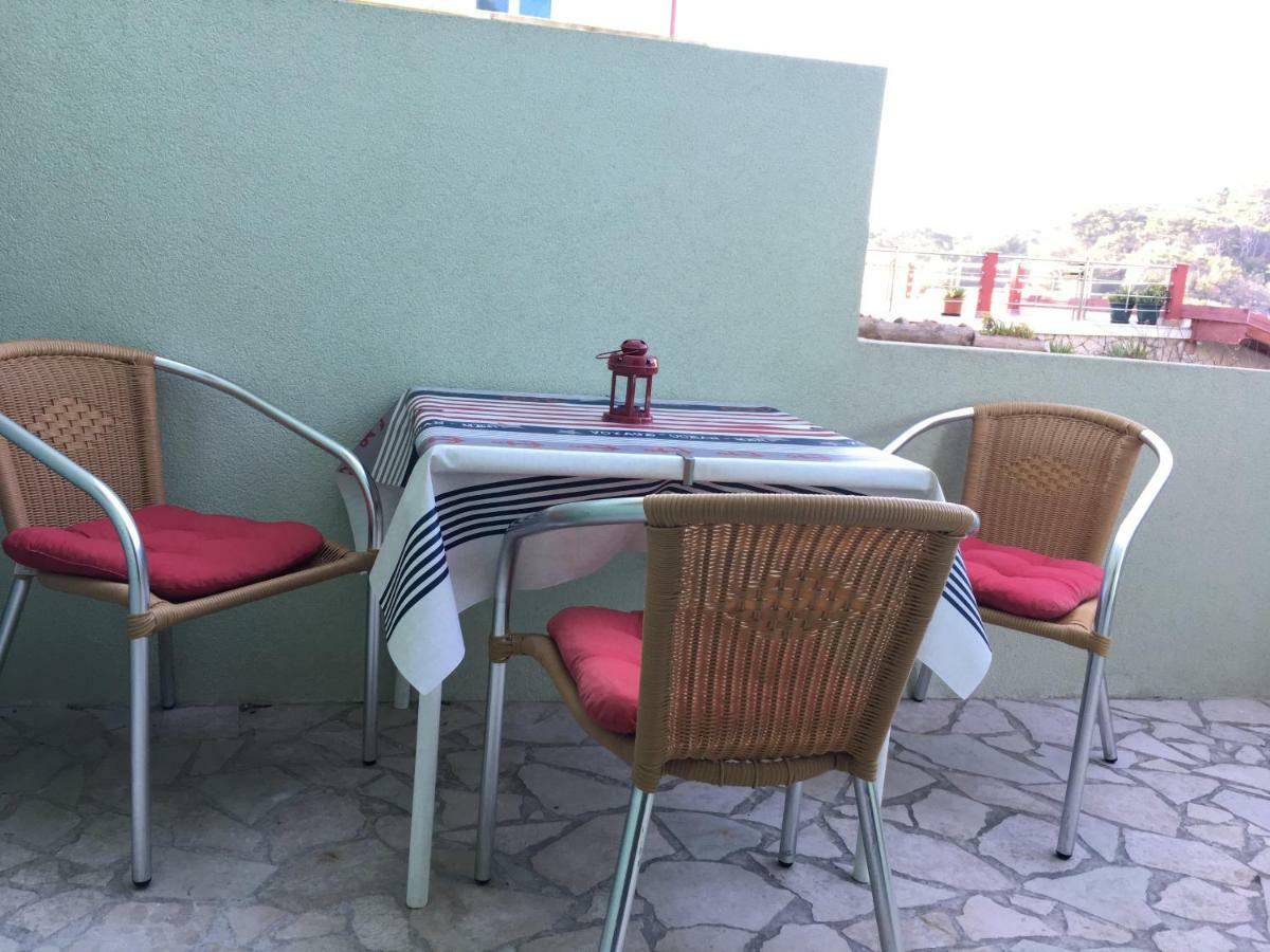 Apartment Rojal Mali Lošinj Exteriör bild