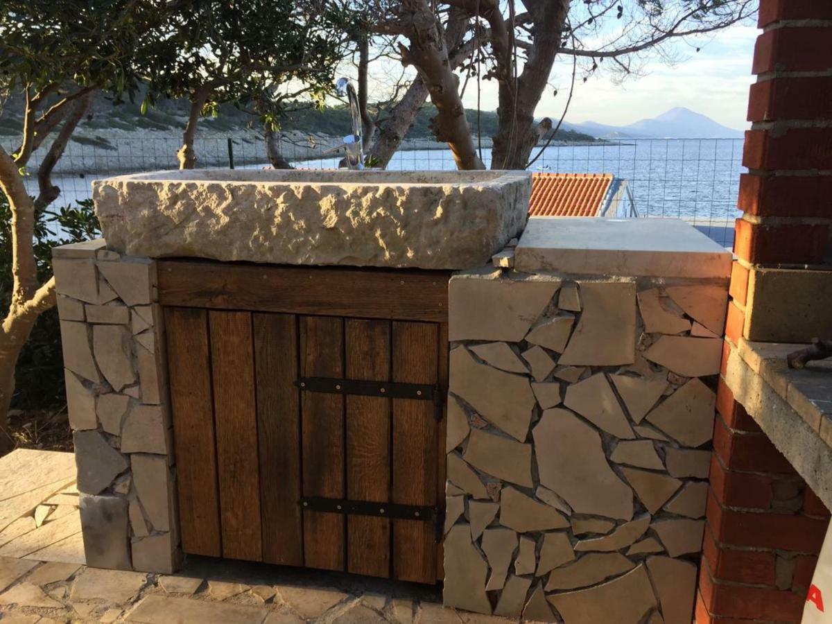 Apartment Rojal Mali Lošinj Exteriör bild