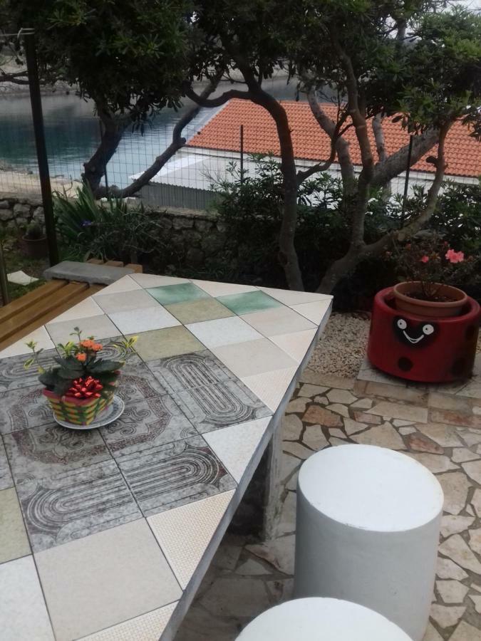 Apartment Rojal Mali Lošinj Exteriör bild